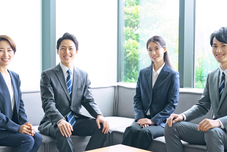 人材が集まっている写真